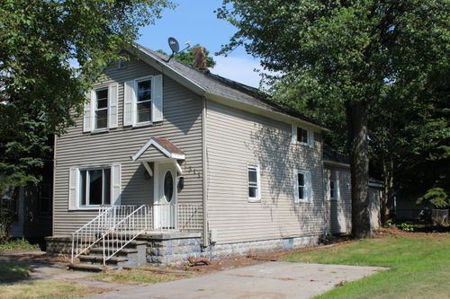 1311 Lakeshore Dr, Muskegon, MI, 49441-1632 | Card Image