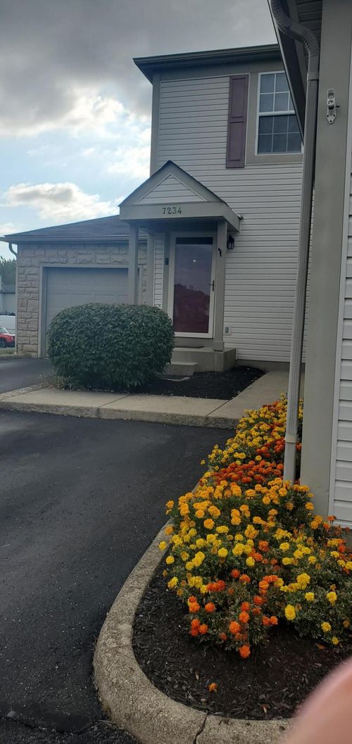 64a-7234 Donovan Dr, Blacklick, OH, 43004-9381 | Card Image