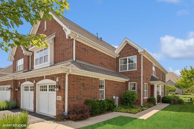 1154 - 1154 Morgan Street, Townhouse with 3 bedrooms, 2 bathrooms and 2 parking in Northbrook IL | Image 1