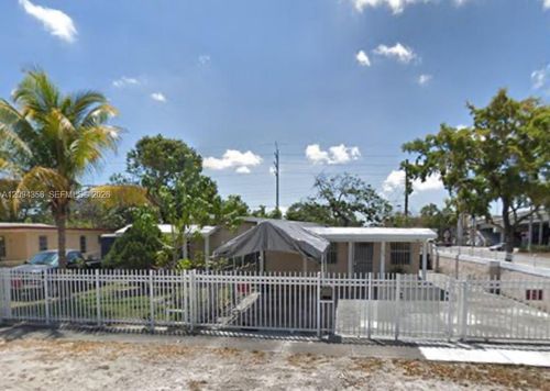 580 Nw 136th Street, North Miami, FL, 33168 | Card Image