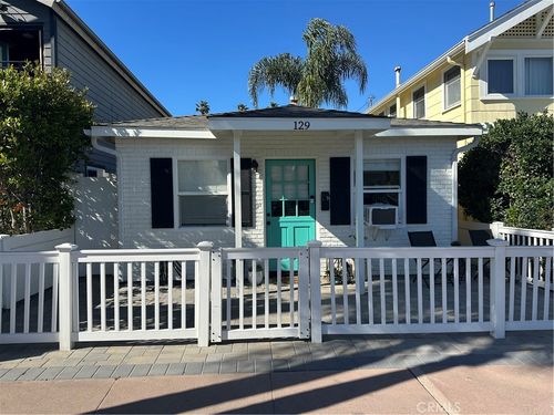 129 14th St, Seal Beach, CA, 90740-6532 | Card Image