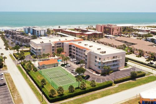 402-125 Pulsipher Ave, Cocoa Beach, FL, 32931-5122 | Card Image