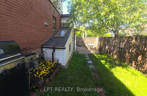 1314 Dupont St, Toronto, ON, M6H2A7 | Card Image