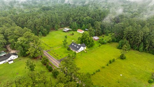 1677 French Santee Rd, Jamestown, SC, 29453-3133 | Card Image