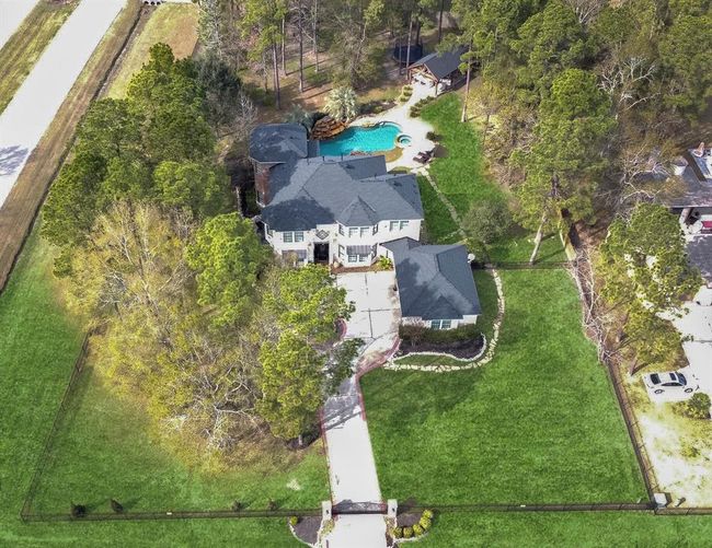 27603 Siandra Creek Ln, House other with 5 bedrooms, 5 bathrooms and 3 parking in Spring TX | Image 5