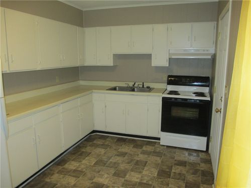 401 Greenville St, Pendleton, SC, 29670-1438 | Card Image