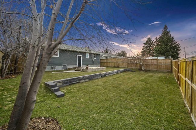 36 Maple Court Crescent Se, Home with 4 bedrooms, 2 bathrooms and 2 parking in Calgary AB | Image 21