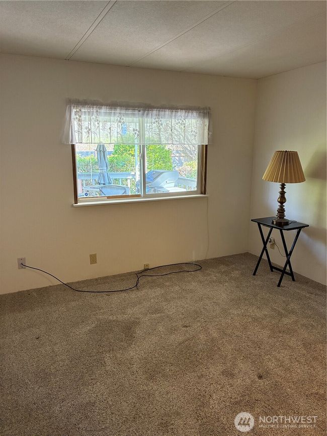 Primary Bedroom | Image 19