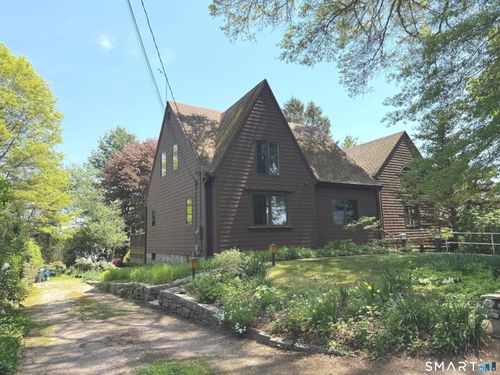 8 Ivy Rd, Mystic, CT, 06355-3056 | Card Image