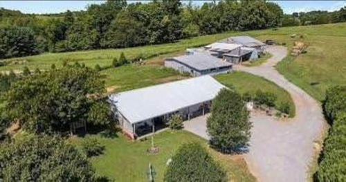 2975 Bethlehem Church Rd, Mount Hermon, KY, 42157-8058 | Card Image