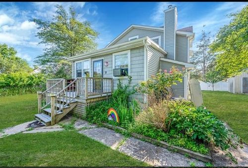 52 Manhasset Dr, Mastic Beach, NY, 11951-6613 | Card Image