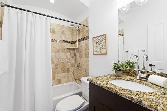 APT-2 - 843 W Diversey Pkwy, Home with 2 bedrooms, 2 bathrooms and 1 parking in CHICAGO IL | Image 17