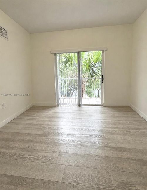 312-11040 Sw 196th St, Cutler Bay, FL, 33157-8493 | Card Image