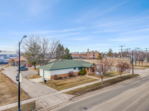 610 3rd Ave Se, Perham, MN, 56573-1744 | Card Image