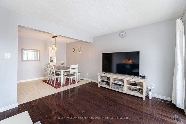 47 - 1020 Central Park Dr, House attached with 3 bedrooms, 3 bathrooms and 1 parking in Brampton ON | Image 5