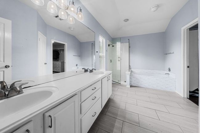 1600 Serenity Springs Cv, House other with 4 bedrooms, 3 bathrooms and 4 parking in Cedar Park TX | Image 17