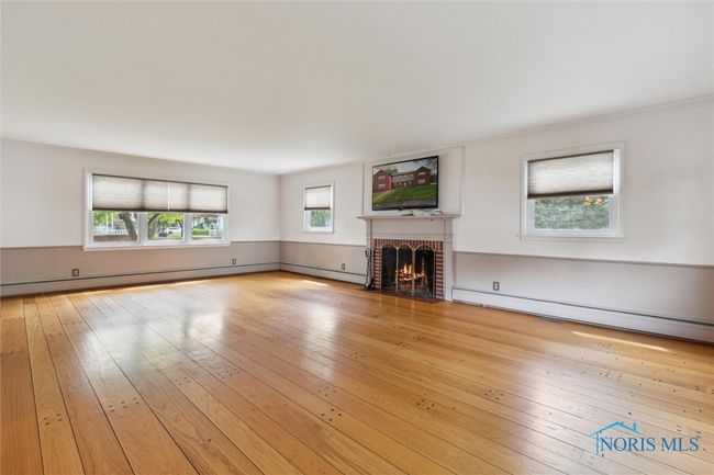 325 Park St, House other with 4 bedrooms, 5 bathrooms and 2 parking in Bryan OH | Image 6