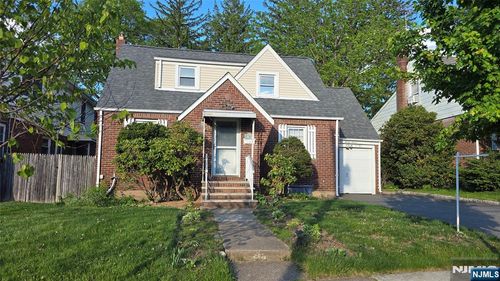 1-37 34th St, Fair Lawn, NJ, 07410-4703 | Card Image