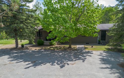 78240 Parr Line, Clinton, ON, N0M1L0 | Card Image