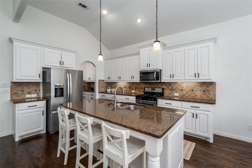 596 Deverson Dr, Rockwall, TX, 75087-7168 | Card Image