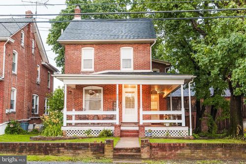 850 N Reading Ave, BOYERTOWN, PA, 19512-8957 | Card Image