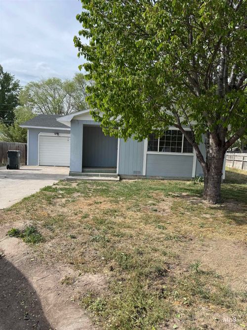 1850 18th Circle Dr, Heyburn, ID, 83336-7685 | Card Image