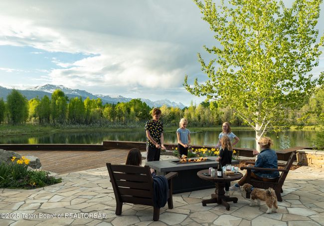 1525 S Thunder Rd, House other with 4 bedrooms, 5 bathrooms and null parking in Wilson WY | Image 5