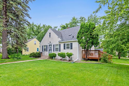 148 5th Ave N, Hopkins, MN, 55343-7303 | Card Image