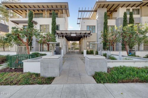 204-239 S Marengo Ave, Pasadena, CA, 91101-2302 | Card Image