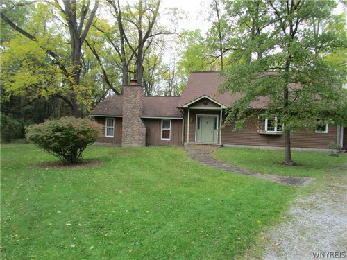 1028 E Main St, East Aurora, NY, 14052-2042 | Card Image