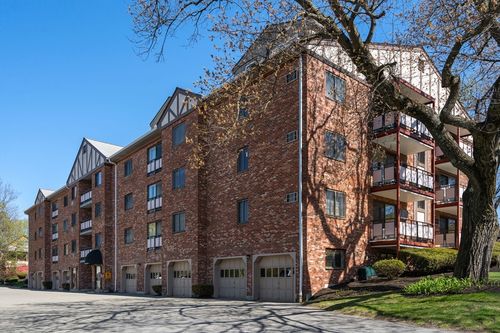 b8-100 Lexington Street, Belmont, MA, 02478 | Card Image