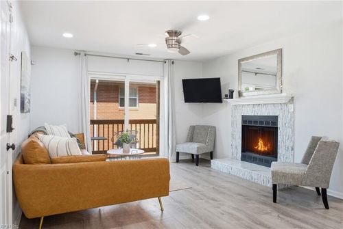 102-9601 9th View St, Norfolk, VA, 23503-1369 | Card Image