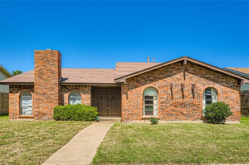 1910 Rambling Ridge Ln, Carrollton, TX, 75007-3116 | Card Image