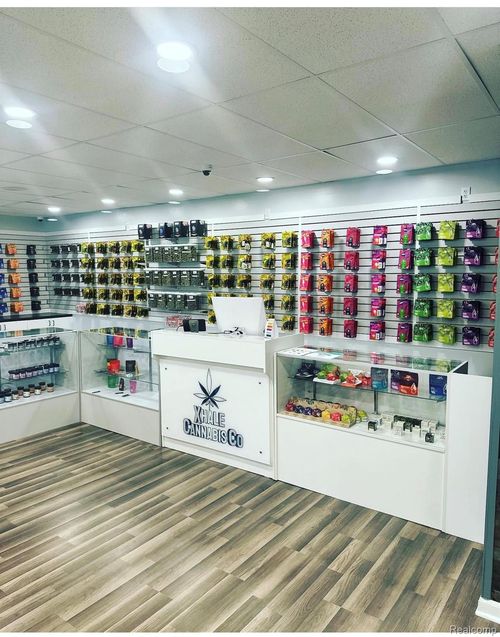 1014 N Johnson St Street, Bay City, MI, 48708 | Card Image