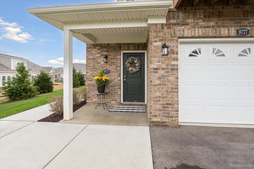 67-9777 Ridge Run St, Howell, MI, 48855-6316 | Card Image