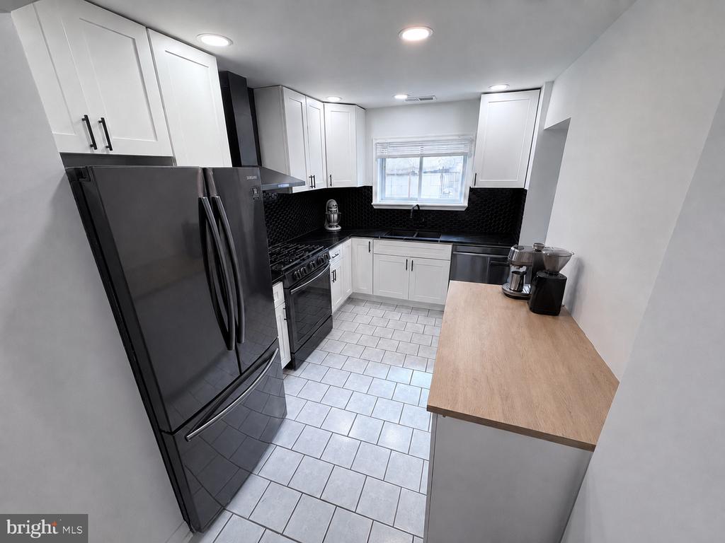 Residential in PHILADELPHIA 3