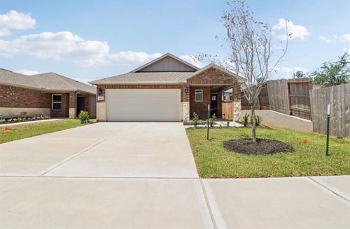 1900 Velvet Oak Ln, Conroe, TX, 77304-3382 | Card Image
