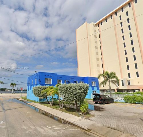 809 S Ocean Dr, Hollywood, FL, 33019-5132 | Card Image