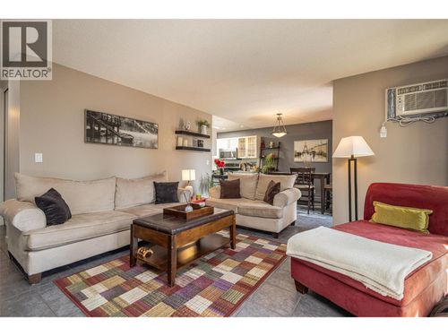 60-310 Yorkton Ave, Penticton, BC, V2A6Z8 | Card Image