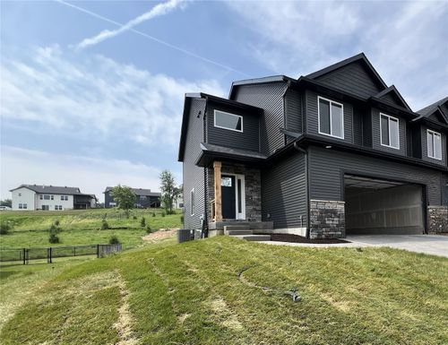 1403 Legend Dr, Tiffin, IA, 52340-1302 | Card Image