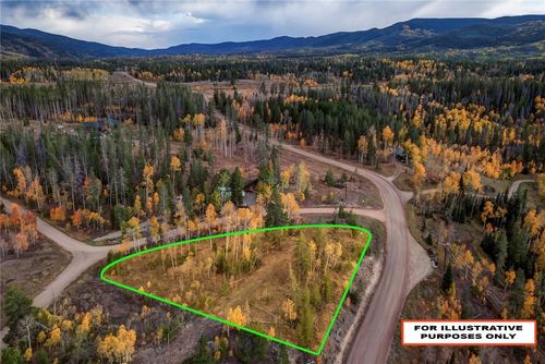 33005 Maricopa Trl, Oak Creek, CO, 80467-8572 | Card Image