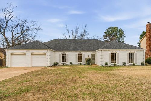 3095 Sandy Creek Dr, Germantown, TN, 38138-7629 | Card Image