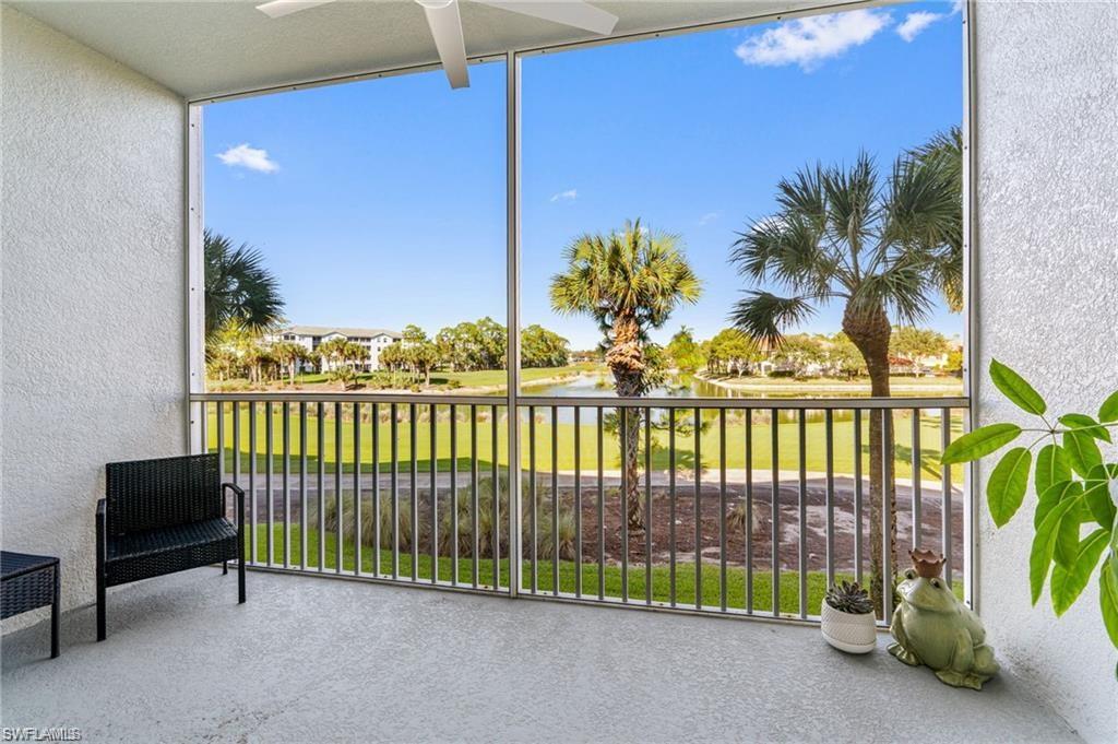 Residential in NAPLES 4