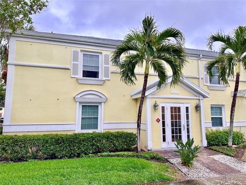 a-5070 Beach Dr Se, ST PETERSBURG, FL, 33705-4868 | Card Image