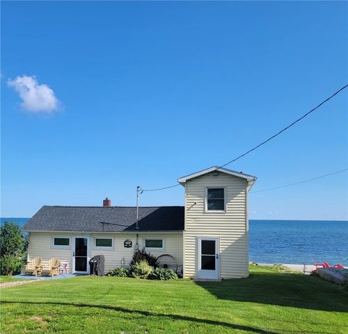 10347 Chaffee Ln, Lyndonville, NY, 14098-9404 | Card Image
