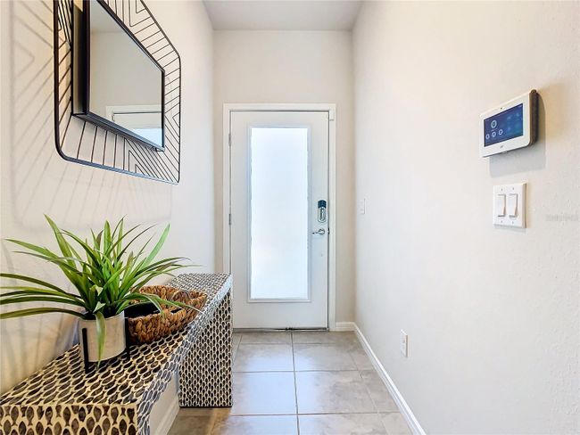 Front Entrance | Image 5