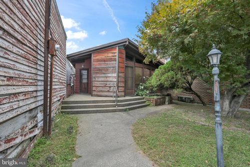 124 S 3rd St, MINERSVILLE, PA, 17954-1604 | Card Image