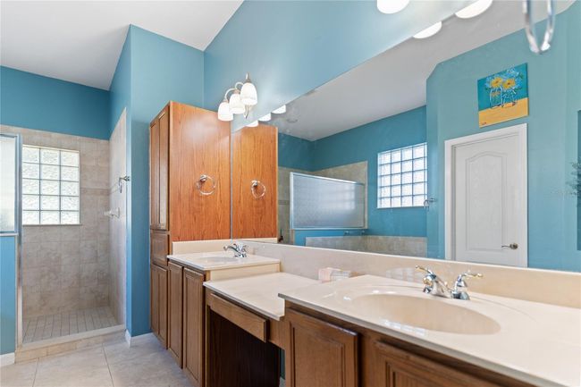 7351 Spring Mountain Ln, House other with 5 bedrooms, 4 bathrooms and null parking in YALAHA FL | Image 25