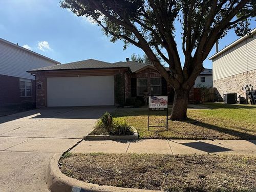 8732 Polo Dr, Fort Worth, TX, 76123-2534 | Card Image