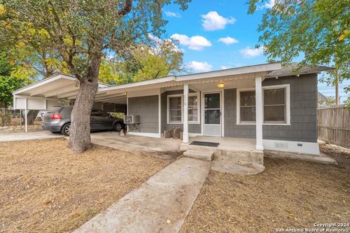 610 Marion, Kerrville, TX, 78028 | Card Image